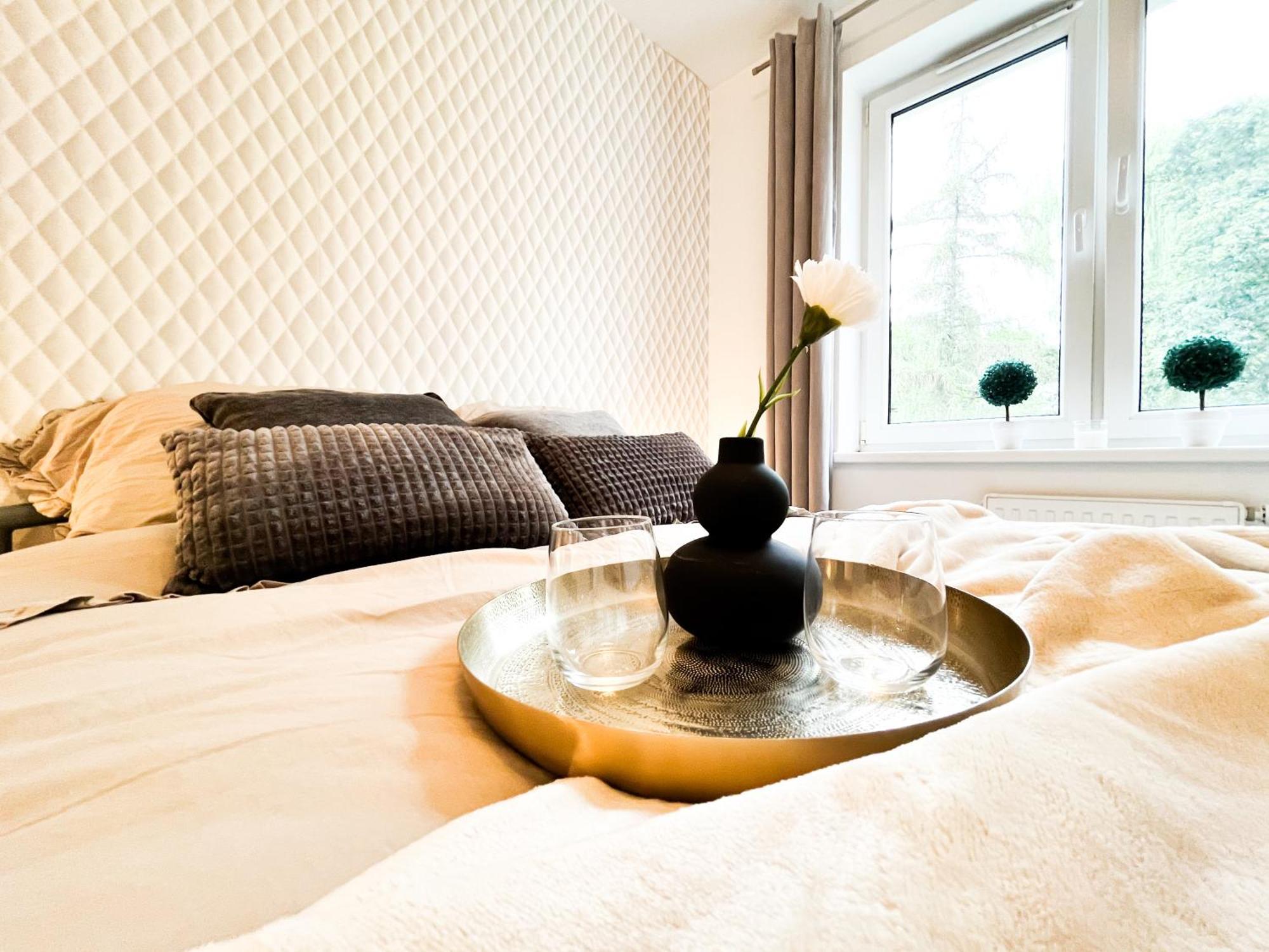 Walk To Park, Modern 2Bd Kitchen! Balcony, Parking Apartamento Wrocław Exterior foto