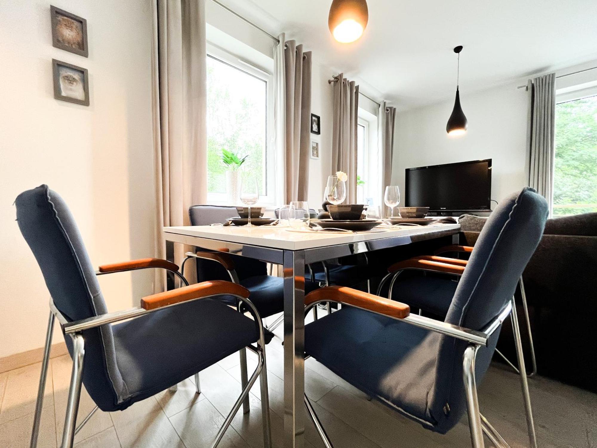 Walk To Park, Modern 2Bd Kitchen! Balcony, Parking Apartamento Wrocław Exterior foto