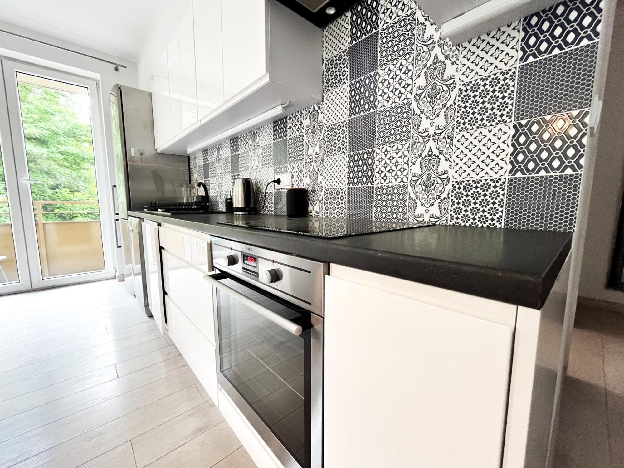 Walk To Park, Modern 2Bd Kitchen! Balcony, Parking Apartamento Wrocław Exterior foto